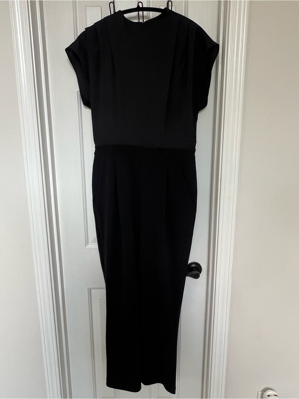 Elegant Black Pant Jumpsuit with Cap Sleeves